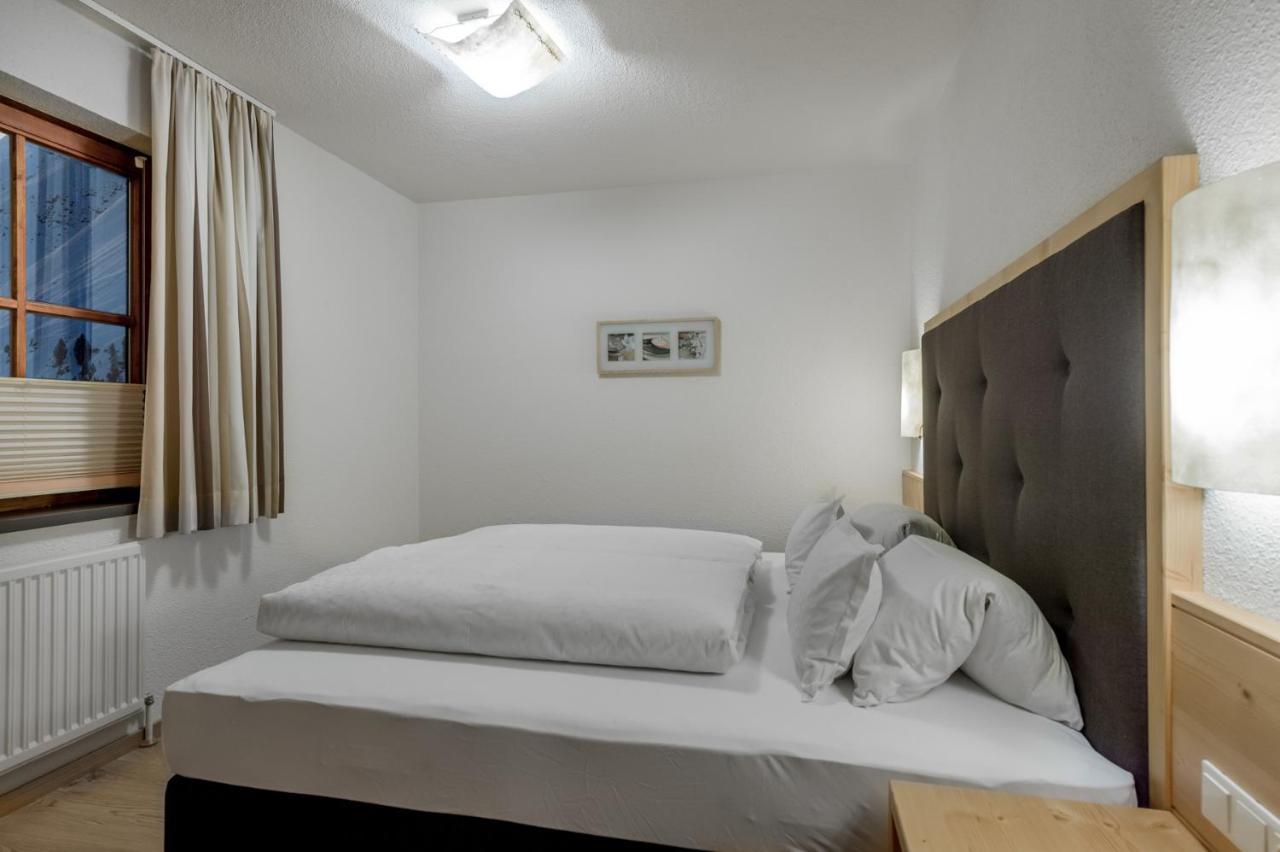 Hotel Garni Pirchhuett โอเบอร์กัวร์เกิล ภายนอก รูปภาพ