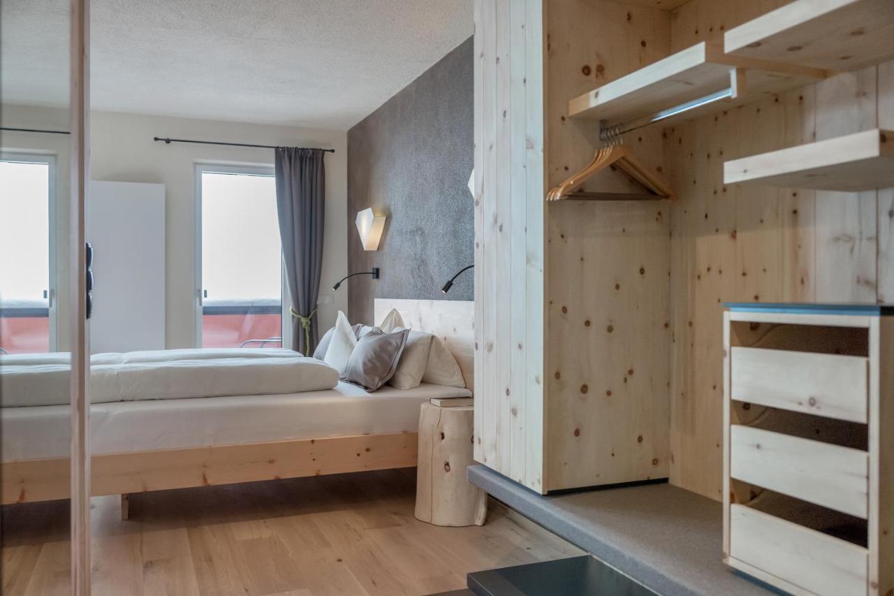 Hotel Garni Pirchhuett โอเบอร์กัวร์เกิล ภายนอก รูปภาพ